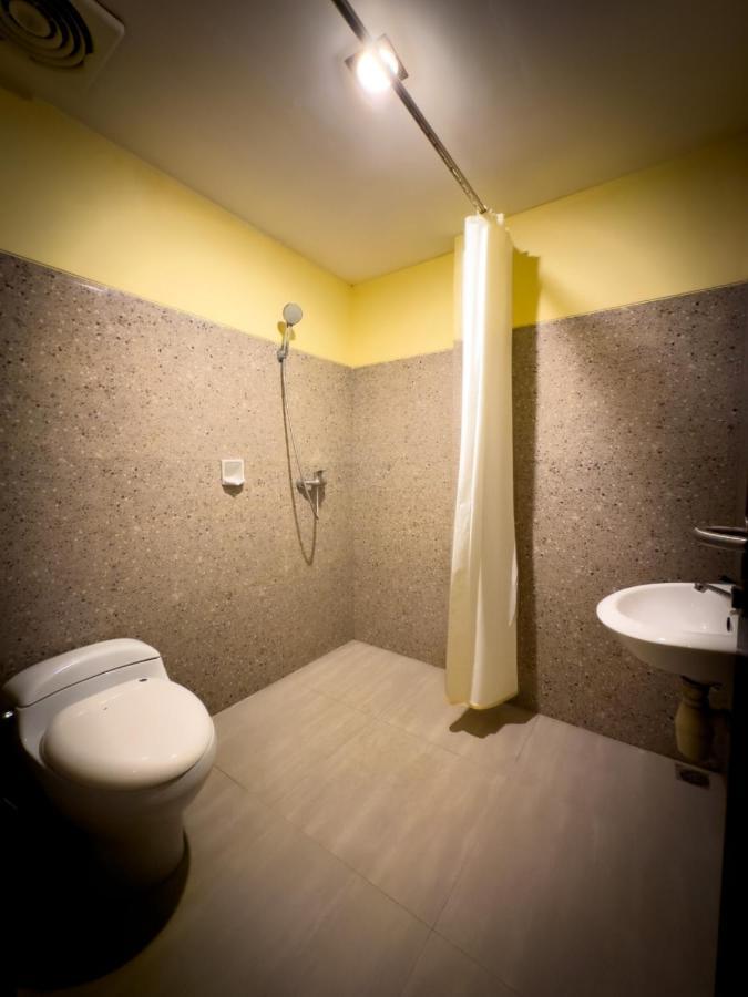 Mess Mt Haryono Motel Sampit Eksteriør billede